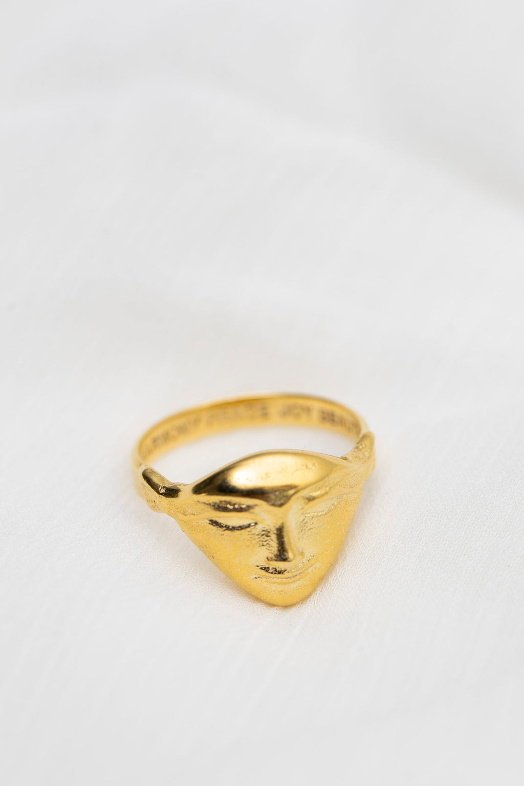 Hathor Harmony Ring - Gold