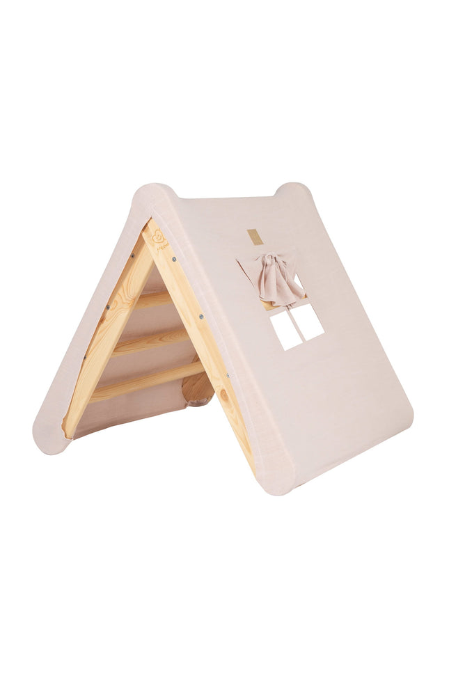 Ladderhuisje van natuurlijk hout met roze bekleding-mercibeaucoupp.eu