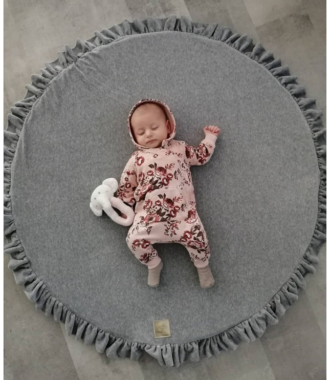 Round Play Mat With a Frill - Grey Velvet